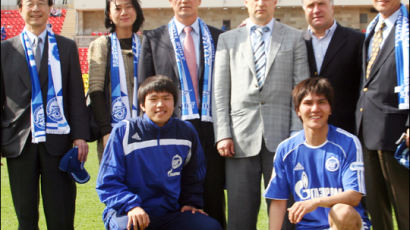 [사진] 정몽준 회장, 러시아축구 관전