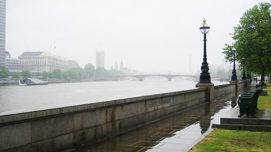 [Walkholic 채인택 런던취재기 #5] 런던 템즈강 강변길을 보행자에게 주노라
