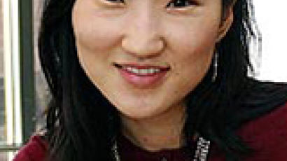 재미 25세 여성 변호사 류혜진씨 억류 인도네시아인 미 망명 성사