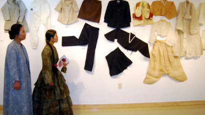 [사진] 여성 옷의 역사 한눈에