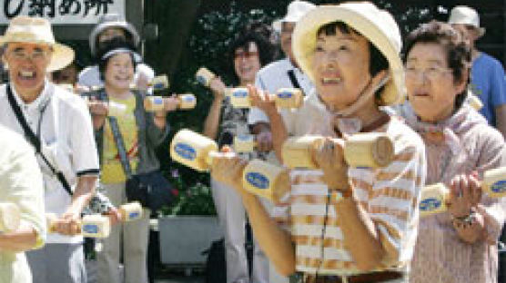 '늙어가는 일본' … 21.5%가 고령