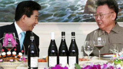 김정일의 와인 '미셸 피카르' 샤토 가보니 "15년 전부터 북 대사가 파리까지 헬기로 공수