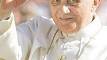 교황 배네딕토 16세, “핵 없는 한반도 위해 기도”