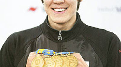 박태환 MVP … 자유형 100m 한국신 … 5관왕