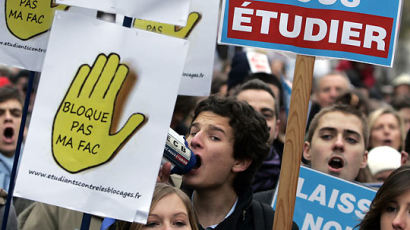 [사진] "파업은 그만 … 공부하게 해주세요"