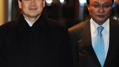 [사진] 선대위원장들 만난 정동영 전 통일부 장관