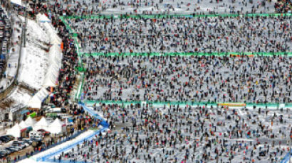 [사진] 화천 산천어축제 ‘대박 행진’ … 경제효과 549억원 기대