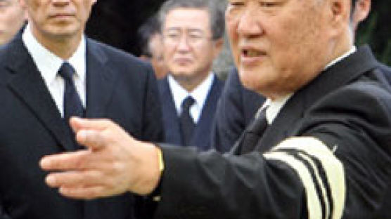 형님이 ‘주식황제’ 정몽구 회장, 정몽준 의원 제치고 다시 1위