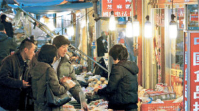 한국서 새해 맞는 중국동포들 “설 쇠러 가리봉동 가요”