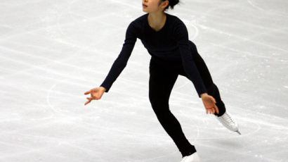 김연아, 부상 후 첫 트리플 점프 연습 … 세계선수권 ‘시동’