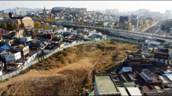 개항기 모습 간직 인천의 ‘살아있는 역사박물관’ 배다리 마을 밀어붙이기 개발 논란