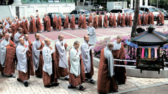 [사진] 부처님 진신사리 이운