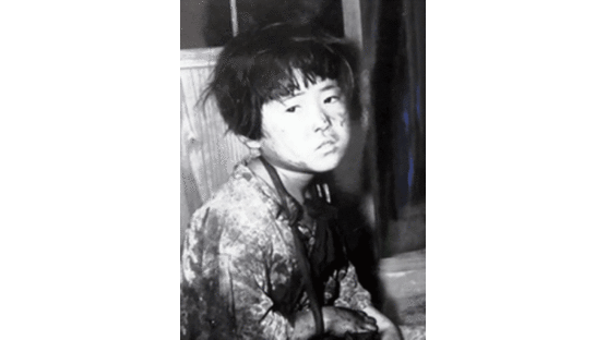 일본군 총칼 피하려 여자아이 행세 ‘오키나와 소녀’의 마지막 반전 강연