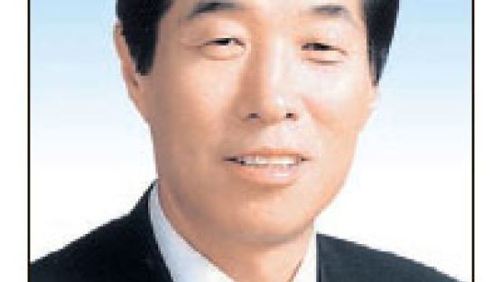 경북도의회 이용석 부의장 해외연수 떠나다 기내사망