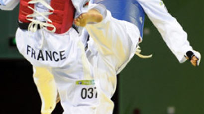 황경선, 태권도 세번째-한국 11번째 금메달