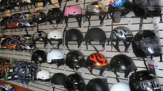 자전거 헬멧은 선택 아니라 필수