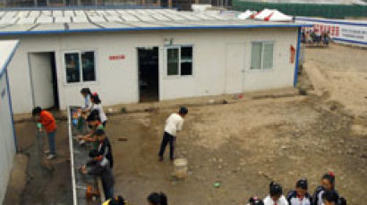 쓰촨 지진 때 희생된 학생 수 5335명