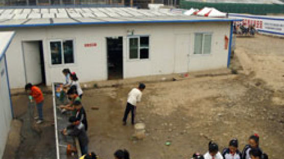 쓰촨 지진 때 희생된 학생 수 5335명