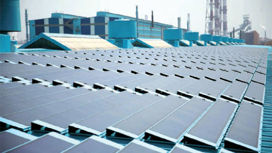 포스코, 제철소 공장 지붕에 태양광 발전소 … 1㎿ 전기 만든다