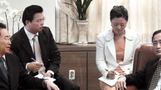 [사진] 중국 우다웨이 “6자회담 틀 유지할 것”
