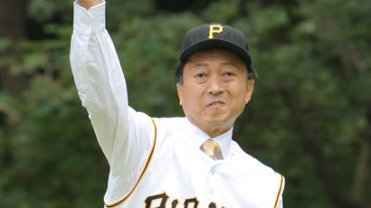[사진] 야구하는 하토야마