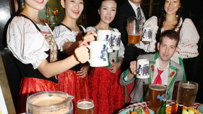 [사진] ‘가을 맥주 축제 오세요’