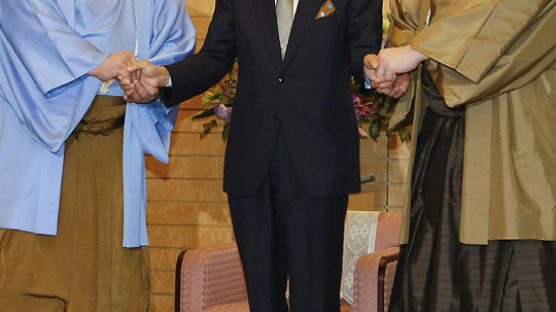 [사진] 일본 총리와 요코즈나