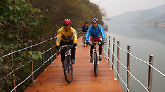 북한강 위로, 숲 속으로 … 화천 ‘자전거 100리길’ 뚫렸다