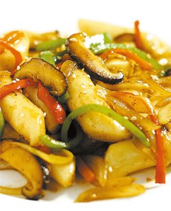 궁중떡볶이·비빔밥·카레 … 섞어 먹는 음식이 최고의 영양식 | 중앙일보