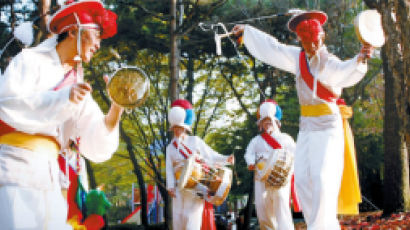 어렵사리 계보 이은 ‘성남오리뜰두레농악’