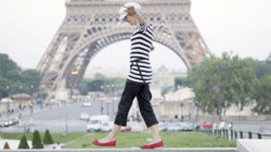 파리에서 바지 입은 여성은 잡혀간다?