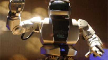 한국최초, 세계3번째 달리는 로봇 '휴보2'