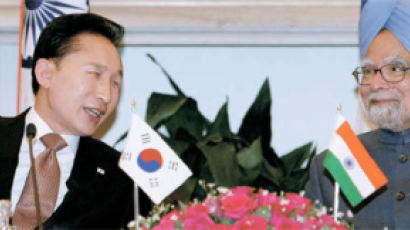 이 대통령 “한국 원전 우수성 자신한다”