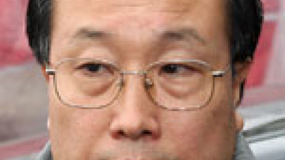 김재철 MBC 사장, 노조·방문진과 ‘3각 갈등’