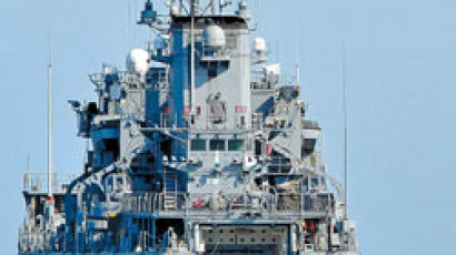 [3·26 천안함 침몰] ‘오늘이 고비’ 한·미 구조대 총출동