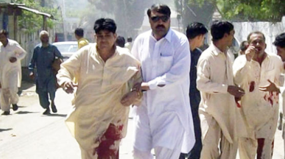 [사진] 파키스탄 폭탄 테러 38명 사망