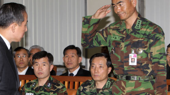 [사진]천안함 조사단장 국방위 출석