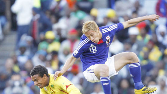 [사진] 일본 예상 밖 선전 … 카메룬에 1-0 승리