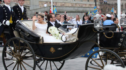 [사진] 스웨덴'시골뜨기' 공주와 결혼