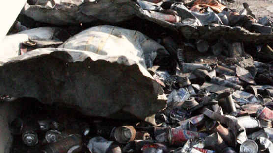 [사진] 일산IC서 부탄가스 통 폭발