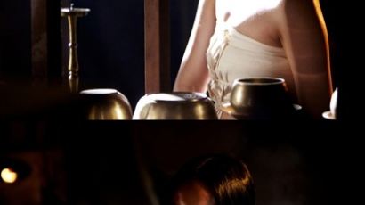 [사진] ‘성균관’ 박민영 목욕신 공개 ‘여인의 향기’ 들통나나