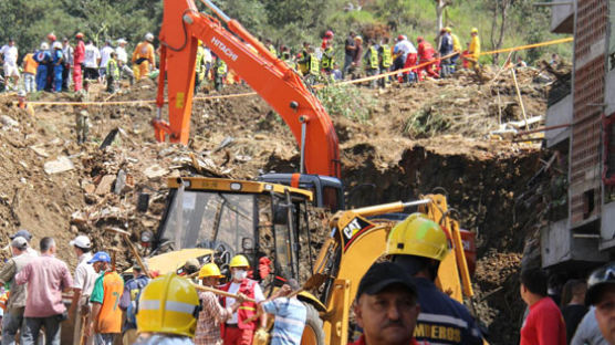 [사진] 폭우로 산사태 … 콜롬비아 300여 명 사망·실종