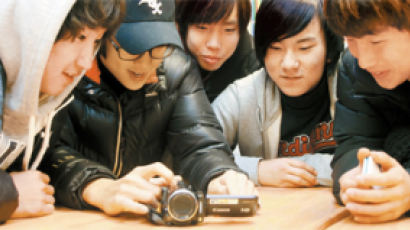 한국장학재단 ‘2010년 교육봉사 우수 사례’ 대상받은 ‘마을ⓝ도서관’