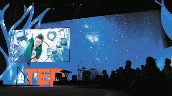 [놀라움의 재발견 TED 메인 콘퍼런스] 칸파르 “미래는 살아 있다, 지금이 미래”
