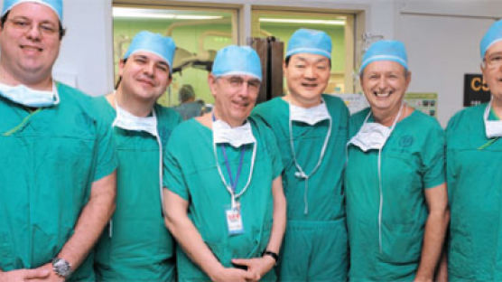 “한국 의사들 수술 창의적이고 신기술에 적극적”