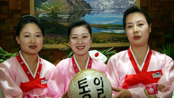 “北 주민들, ‘한국’에 흡수통일 원해”