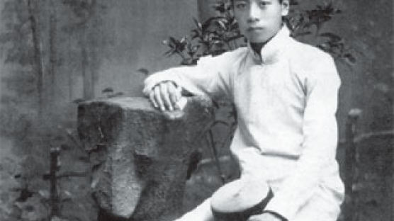 사진과 함께하는 김명호의 중국 근현대 (221) 20세기 ‘괴걸’ 저우