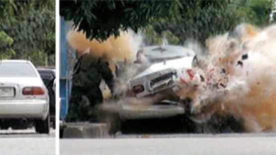 [사진] 태국서 차량 폭탄 제거 중 폭발