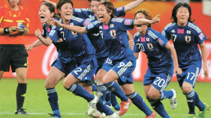 6무30패 일본여자축구, 첫 승은 우승