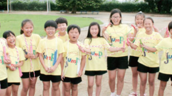 아산시 음악줄넘기 대회 … 1등 차지한 염작초 학생들